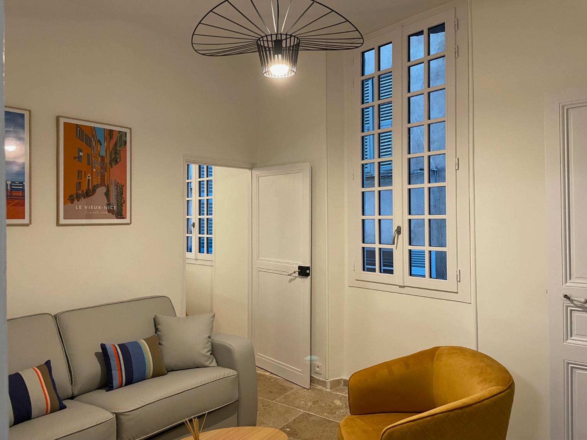 Vieux-nice 3 Pieces Confortable Et Calme Appartamento Nizza